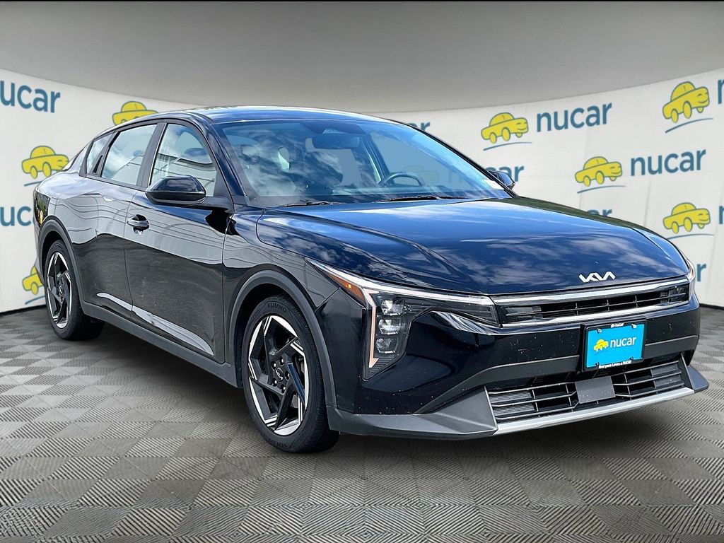 2025 Kia K4 EX
