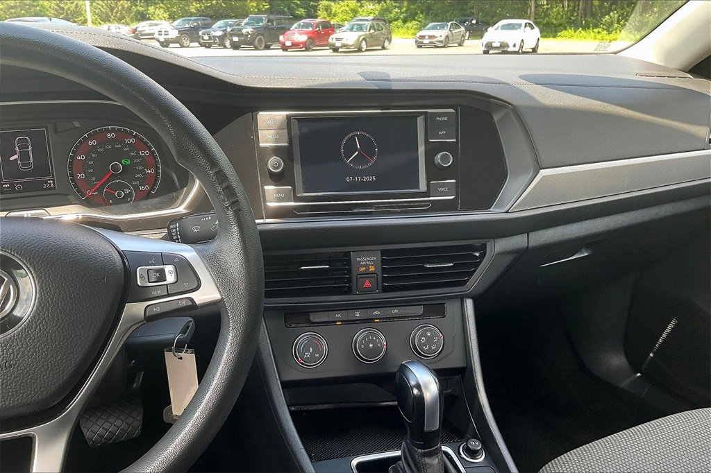 2021 Volkswagen Jetta 1.4T S - Photo 18