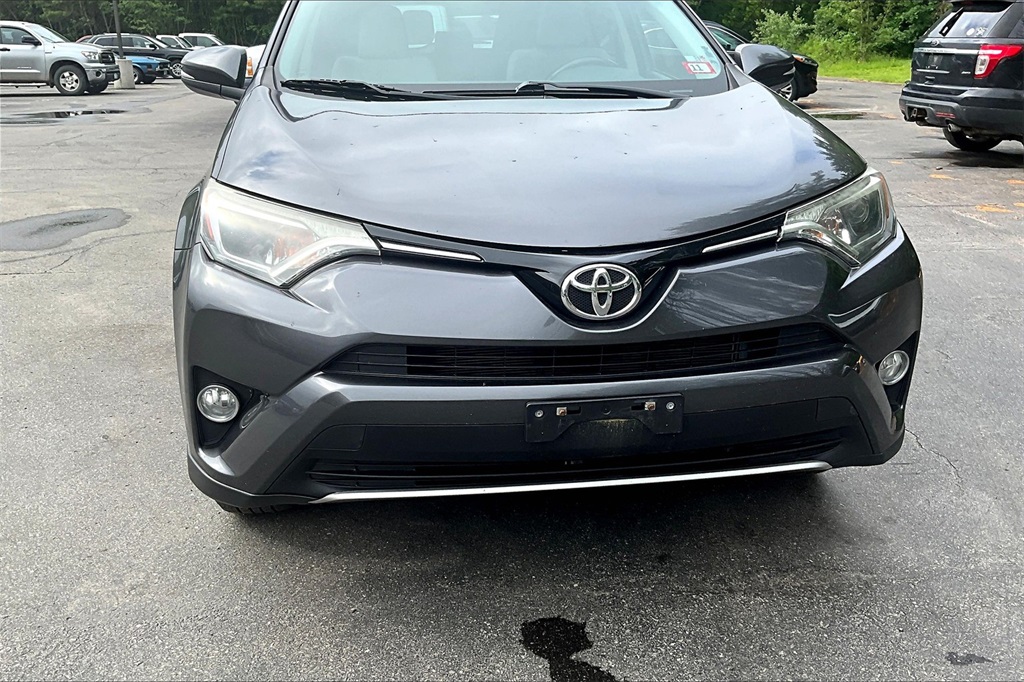 2016 Toyota RAV4 XLE - Photo 5