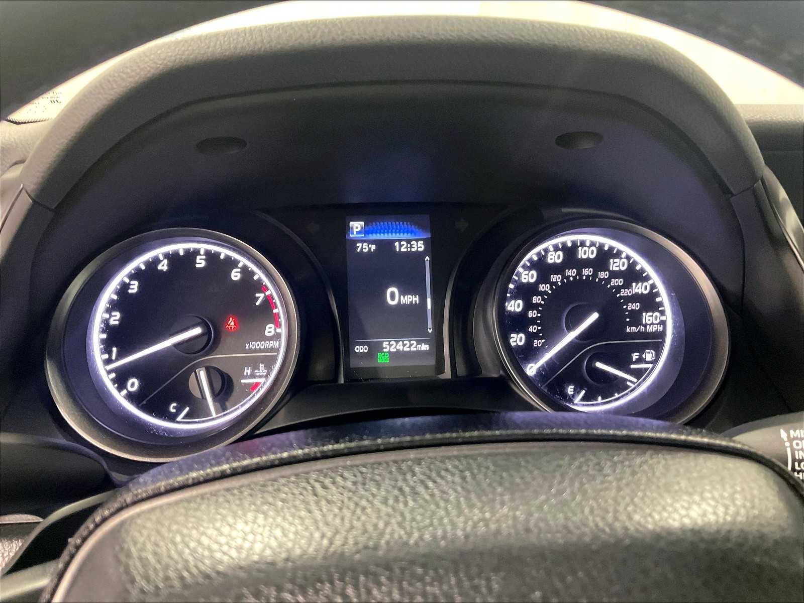 2023 Toyota Camry SE - Photo 24