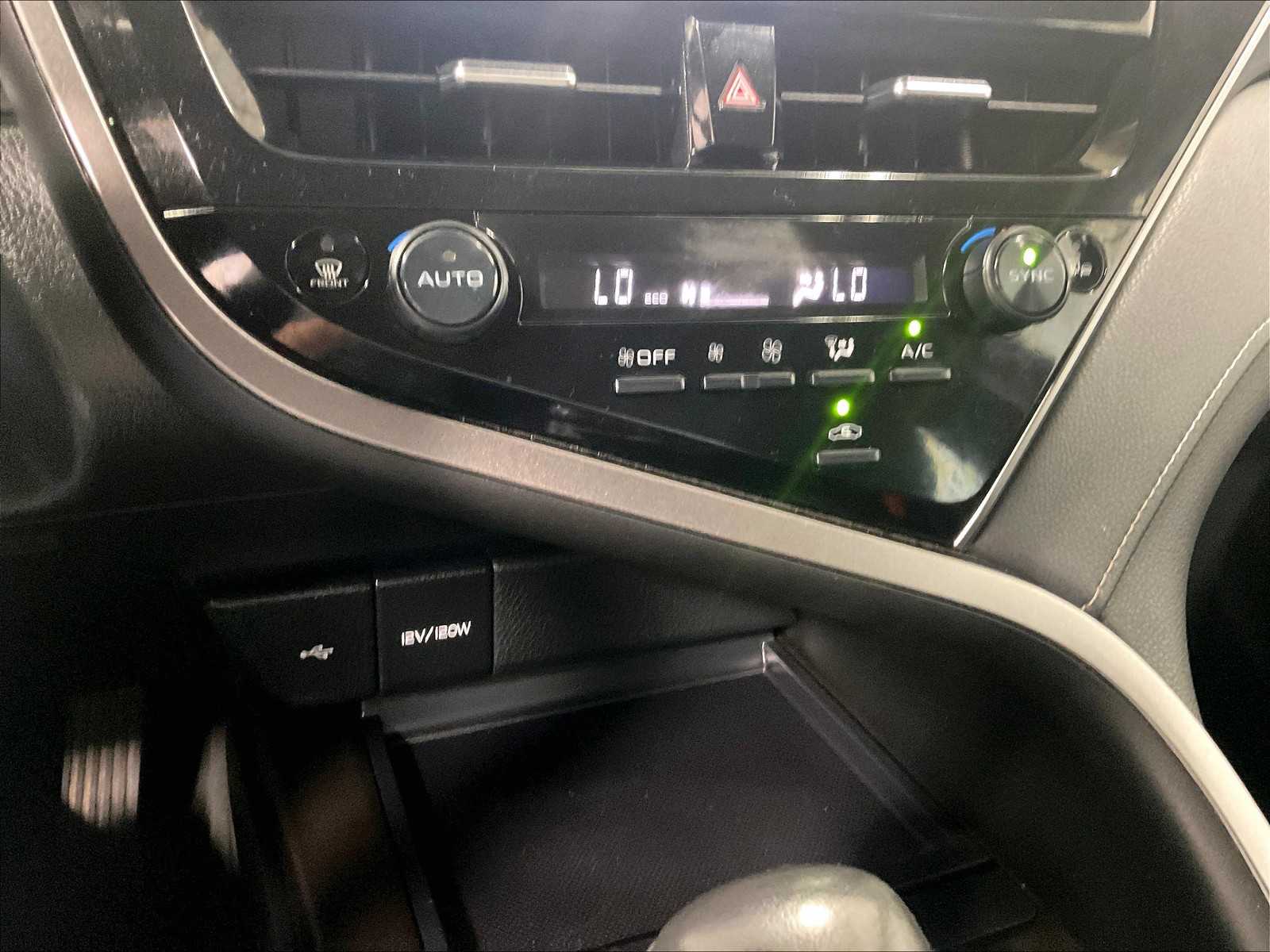 2023 Toyota Camry SE - Photo 25