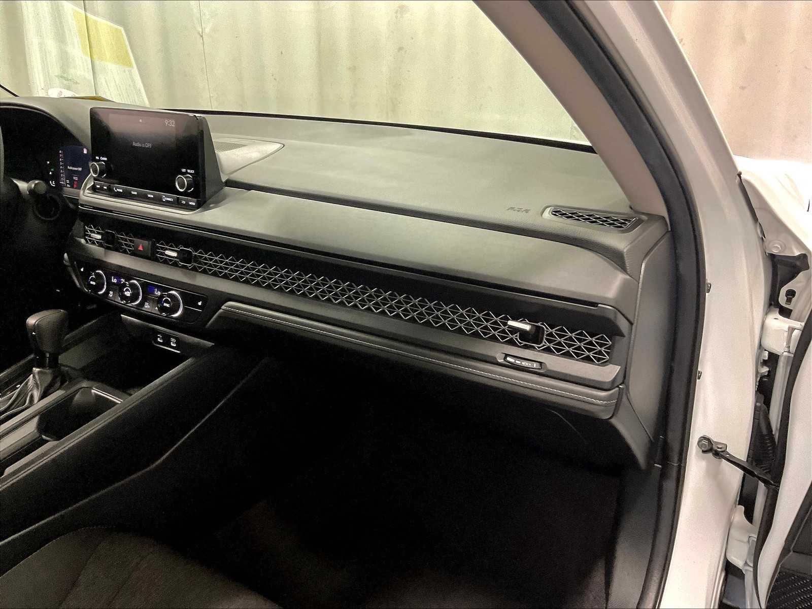 2024 Honda Accord EX - Photo 13