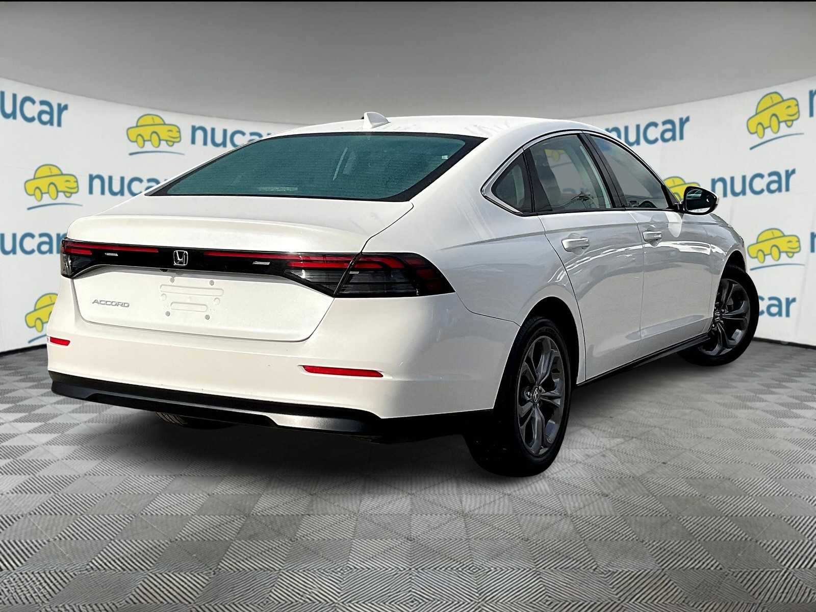 2024 Honda Accord EX - Photo 6