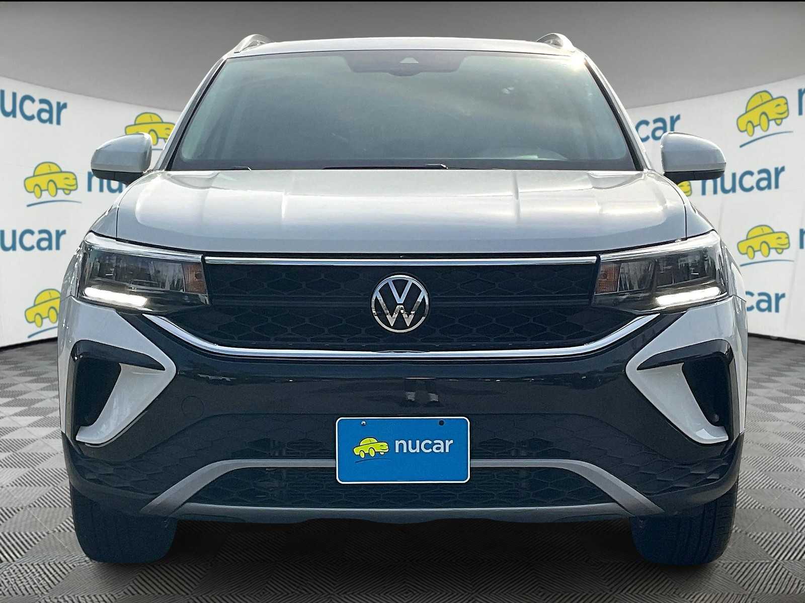 2023 Volkswagen Taos SE - Photo 2