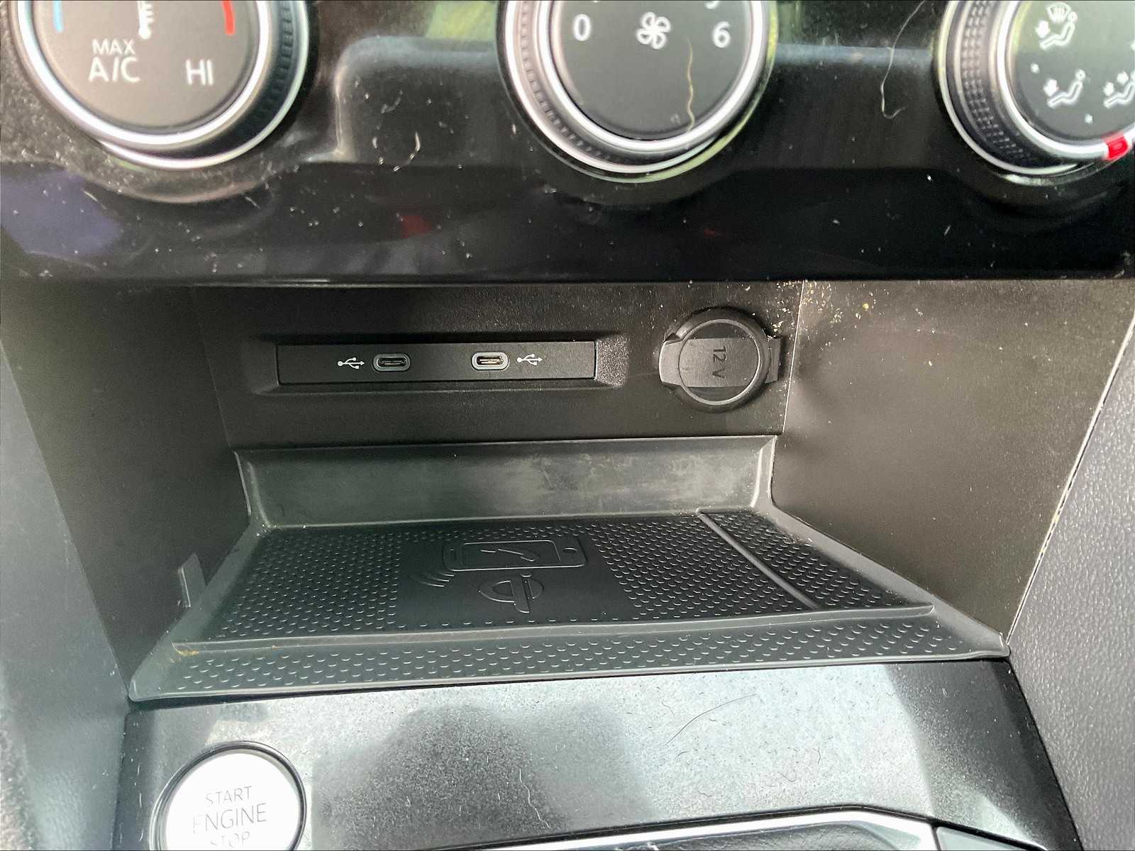 2023 Volkswagen Taos SE - Photo 26