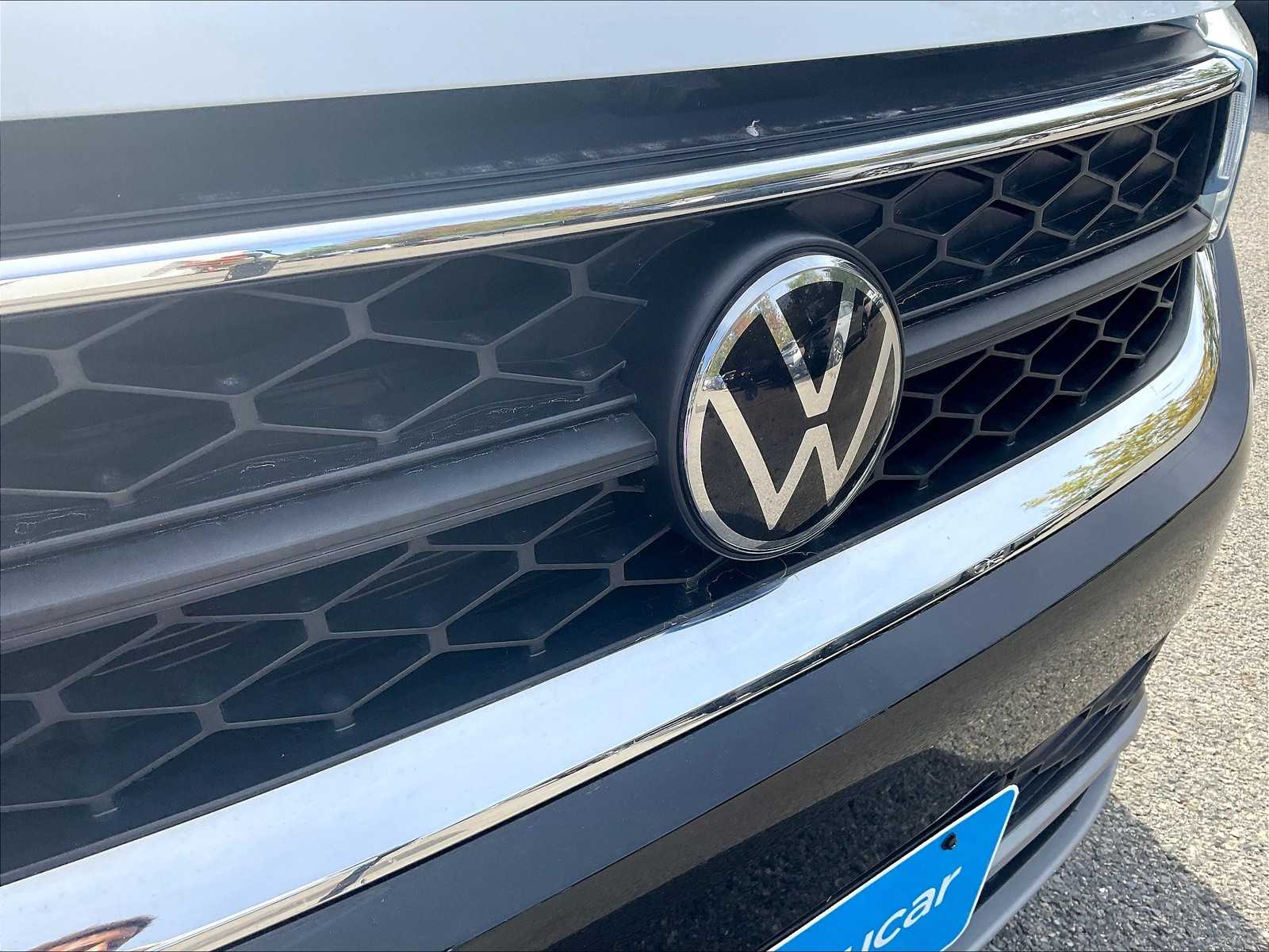 2023 Volkswagen Taos SE - Photo 30