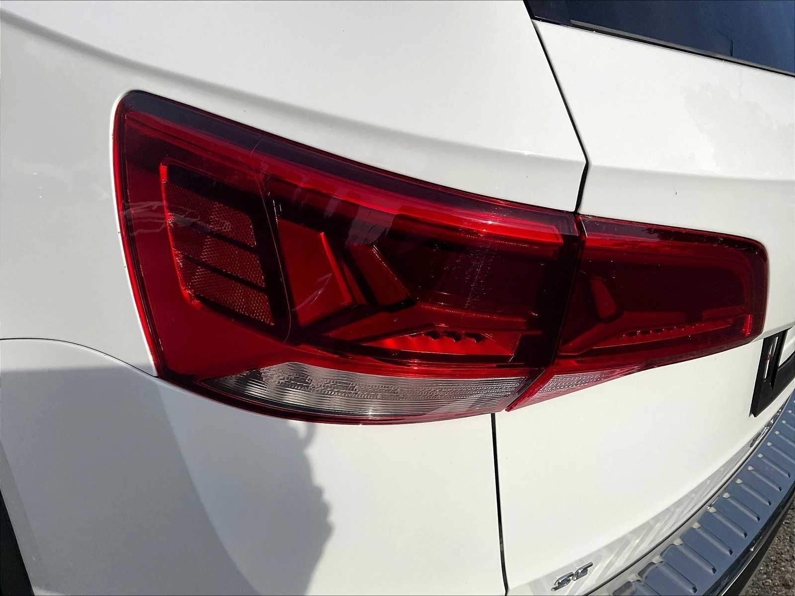2023 Volkswagen Taos SE - Photo 32