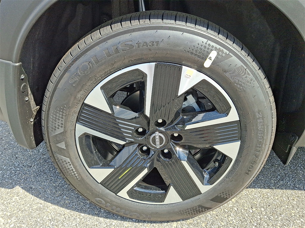 2025 Nissan Kicks SV - Photo 5