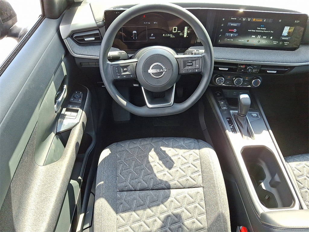 2025 Nissan Kicks SV - Photo 7