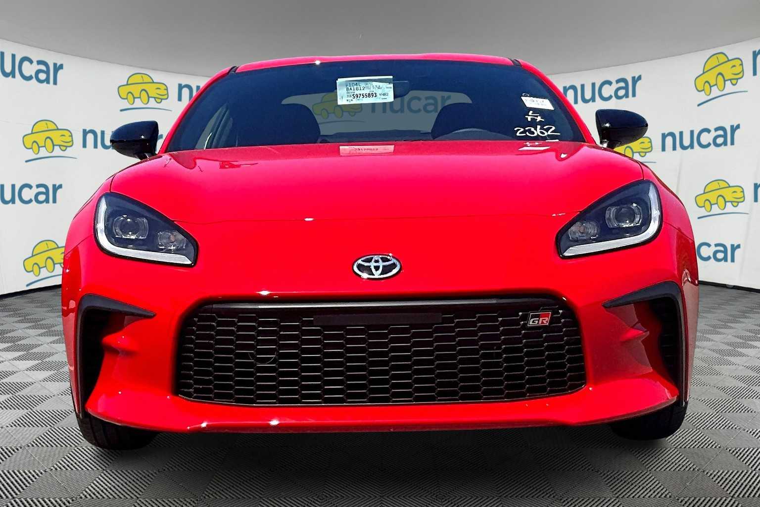 2025 Toyota GR86  - Photo 3