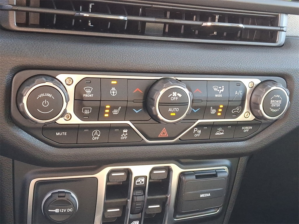 2025 Jeep Wrangler Sport S - Photo 11
