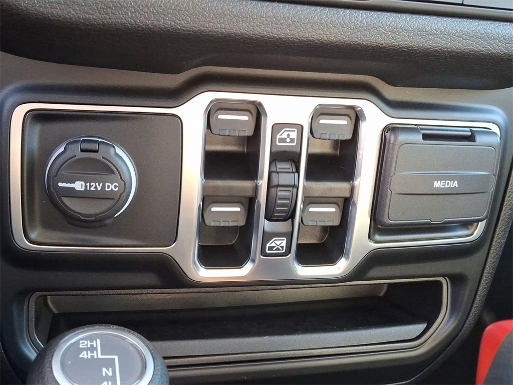 2025 Jeep Wrangler Sport S - Photo 17