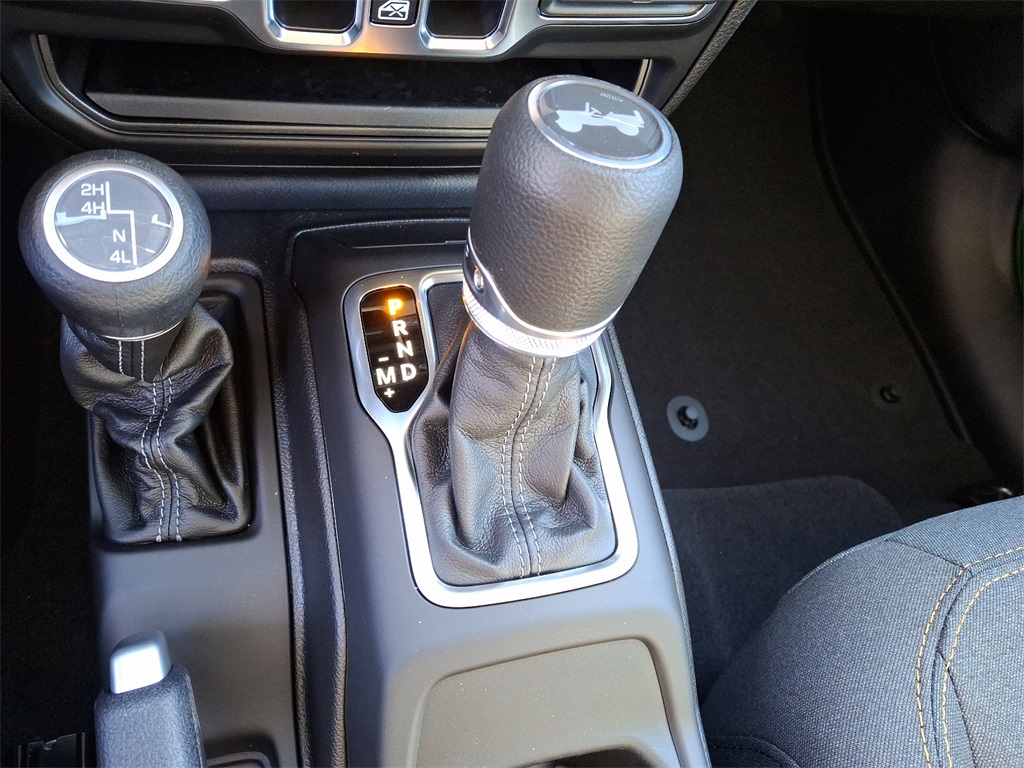 2025 Jeep Wrangler Sport S - Photo 10