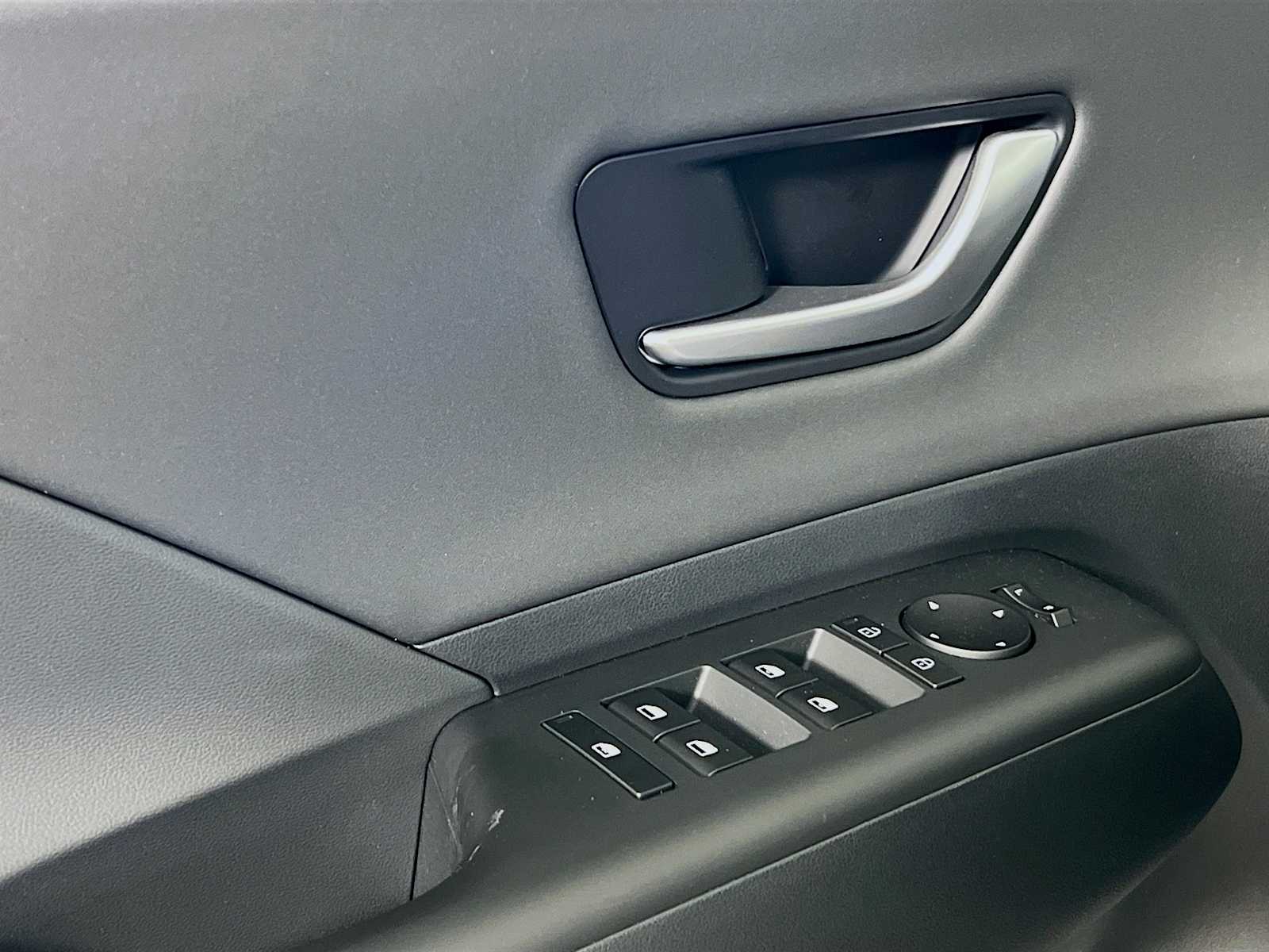2026 Hyundai Kona SEL Premium - Photo 16