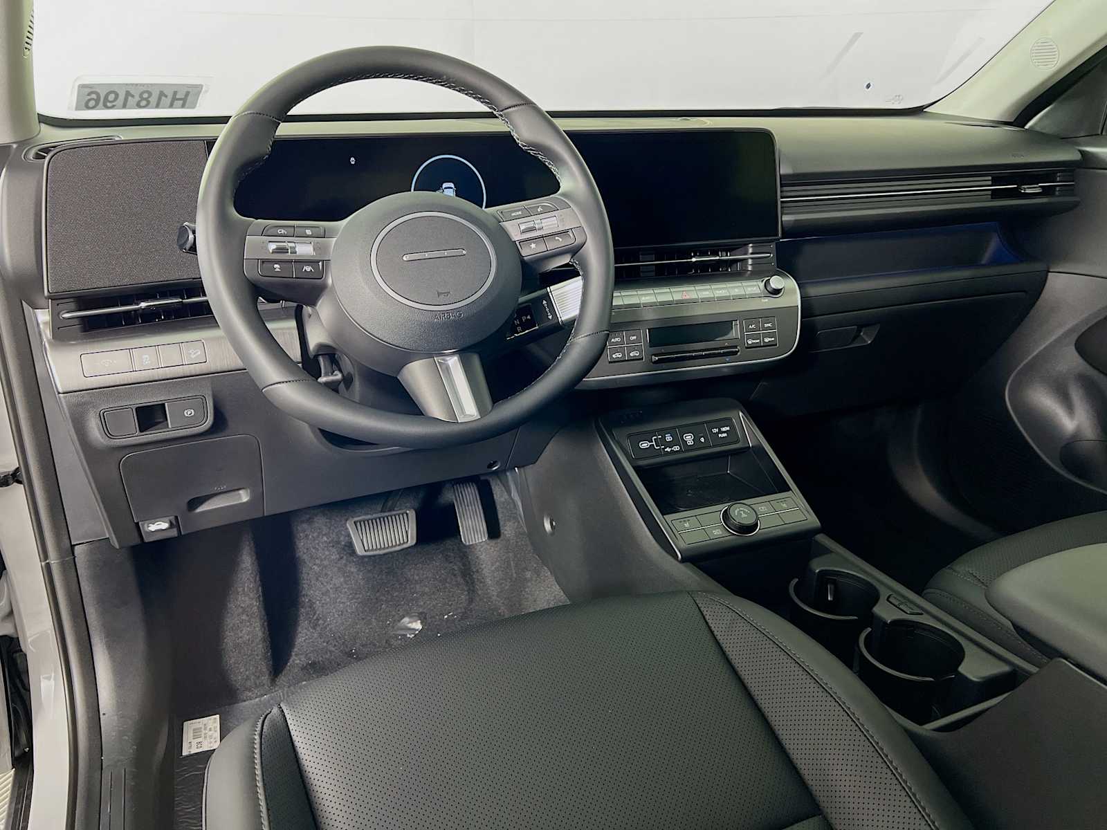 2026 Hyundai Kona SEL Premium - Photo 6