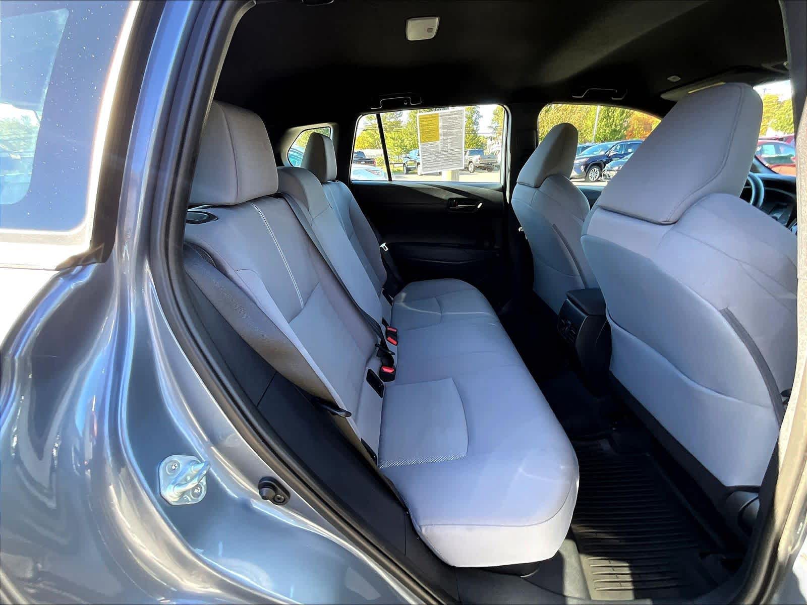 2024 Toyota Corolla Cross Hybrid S - Photo 16