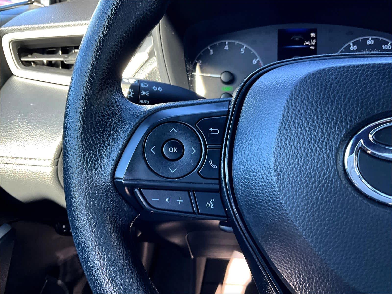 2024 Toyota Corolla Cross Hybrid S - Photo 23