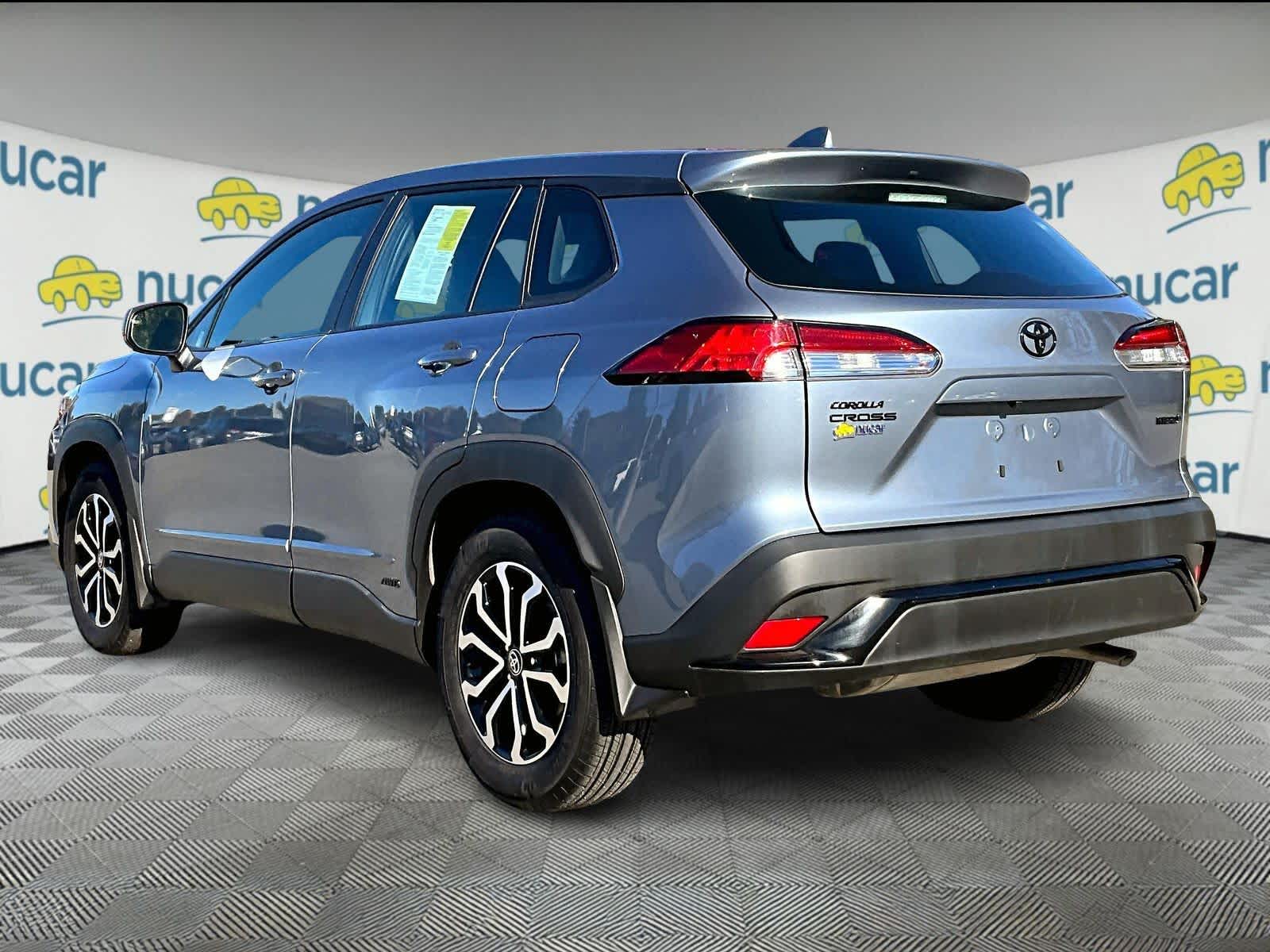 2024 Toyota Corolla Cross Hybrid S - Photo 4