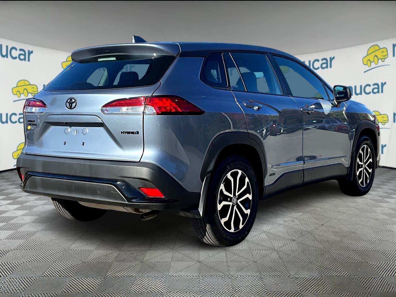 2024 Toyota Corolla Cross Hybrid S - Photo 6