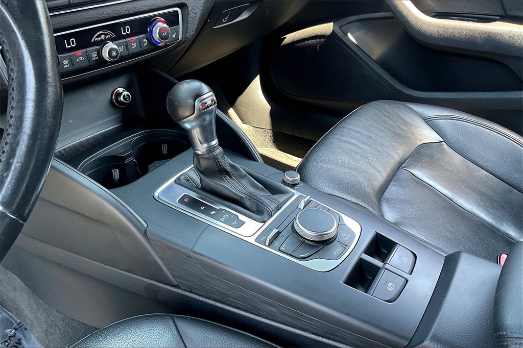 2015 Audi A3 2.0T Premium - Photo 19