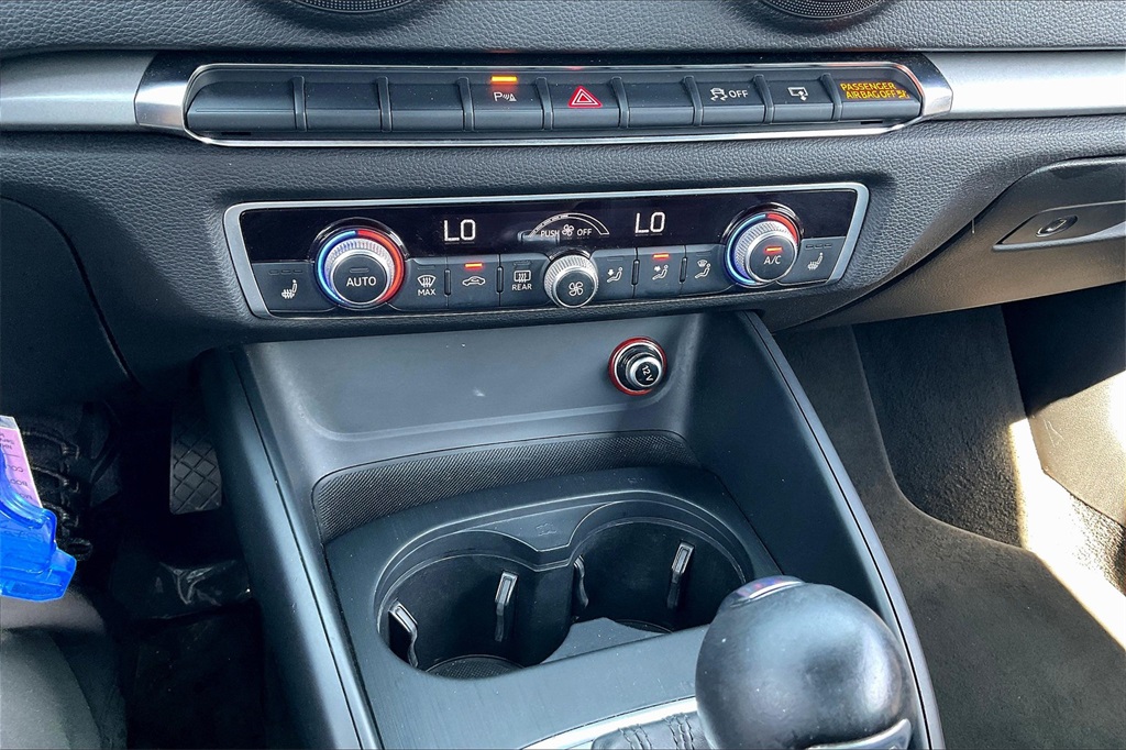 2015 Audi A3 2.0T Premium - Photo 24