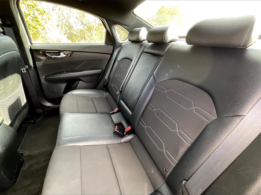 2022 Kia Forte GT-Line - Photo 14