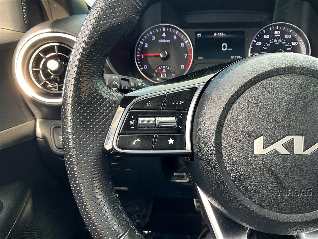 2022 Kia Forte GT-Line - Photo 21