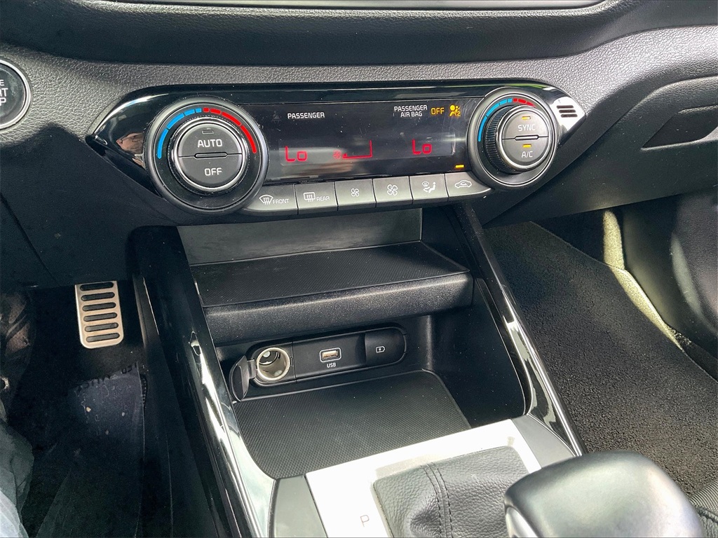 2022 Kia Forte GT-Line - Photo 24