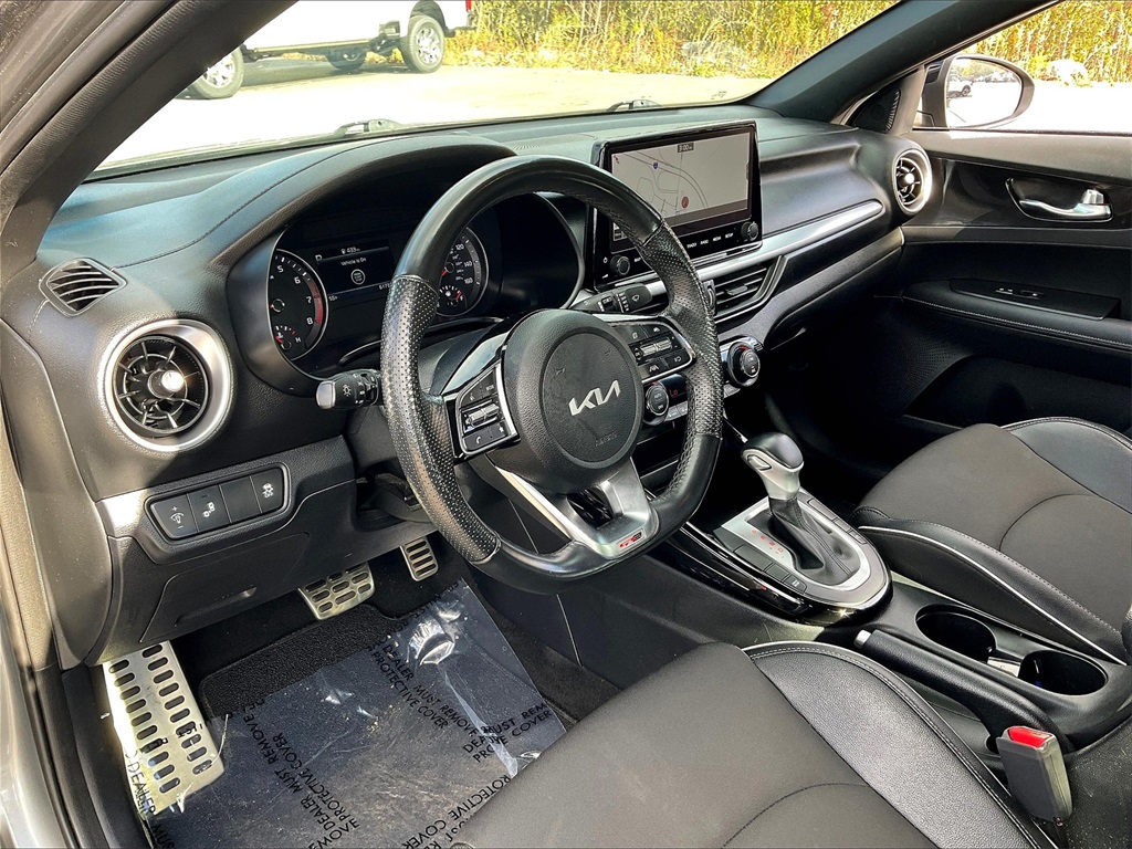 2022 Kia Forte GT-Line - Photo 8