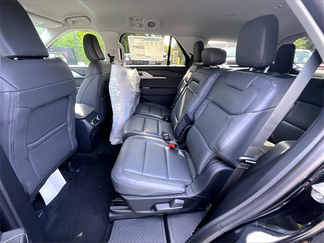 2025 Ford Explorer Active - Photo 11