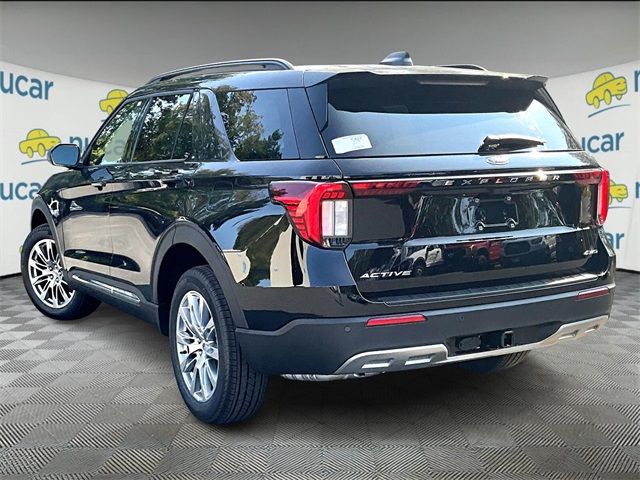 2025 Ford Explorer Active - Photo 4