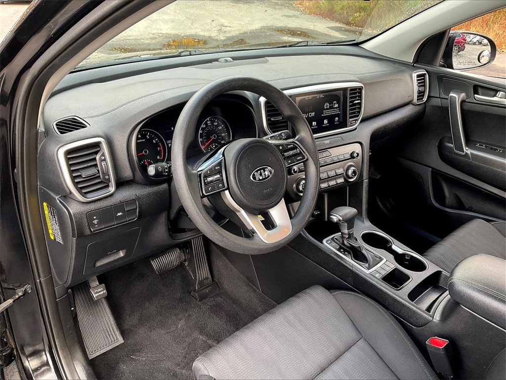 2020 Kia Sportage LX - Photo 8