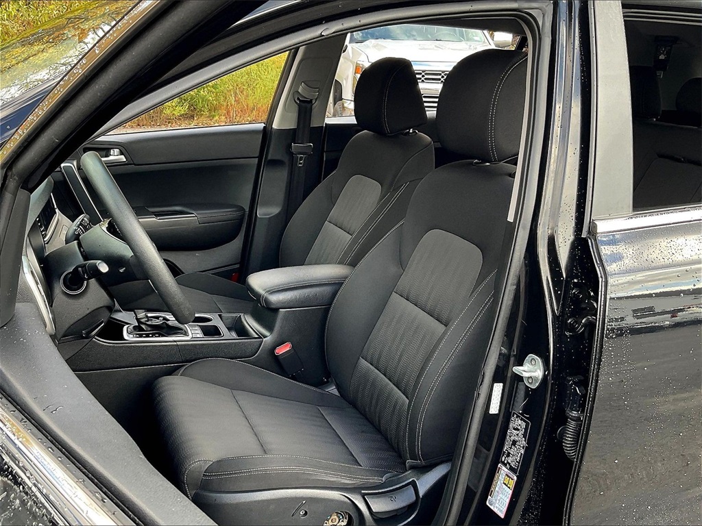 2020 Kia Sportage LX - Photo 10
