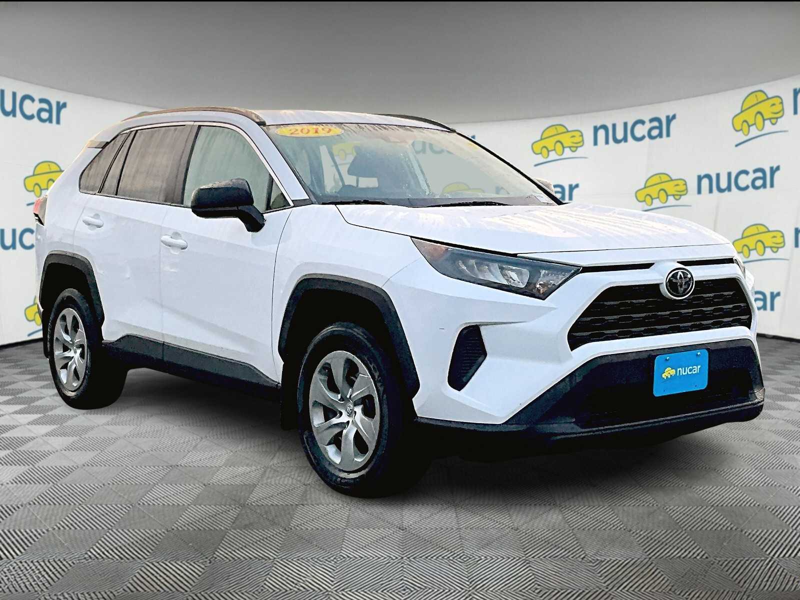 2019 Toyota RAV4 LE