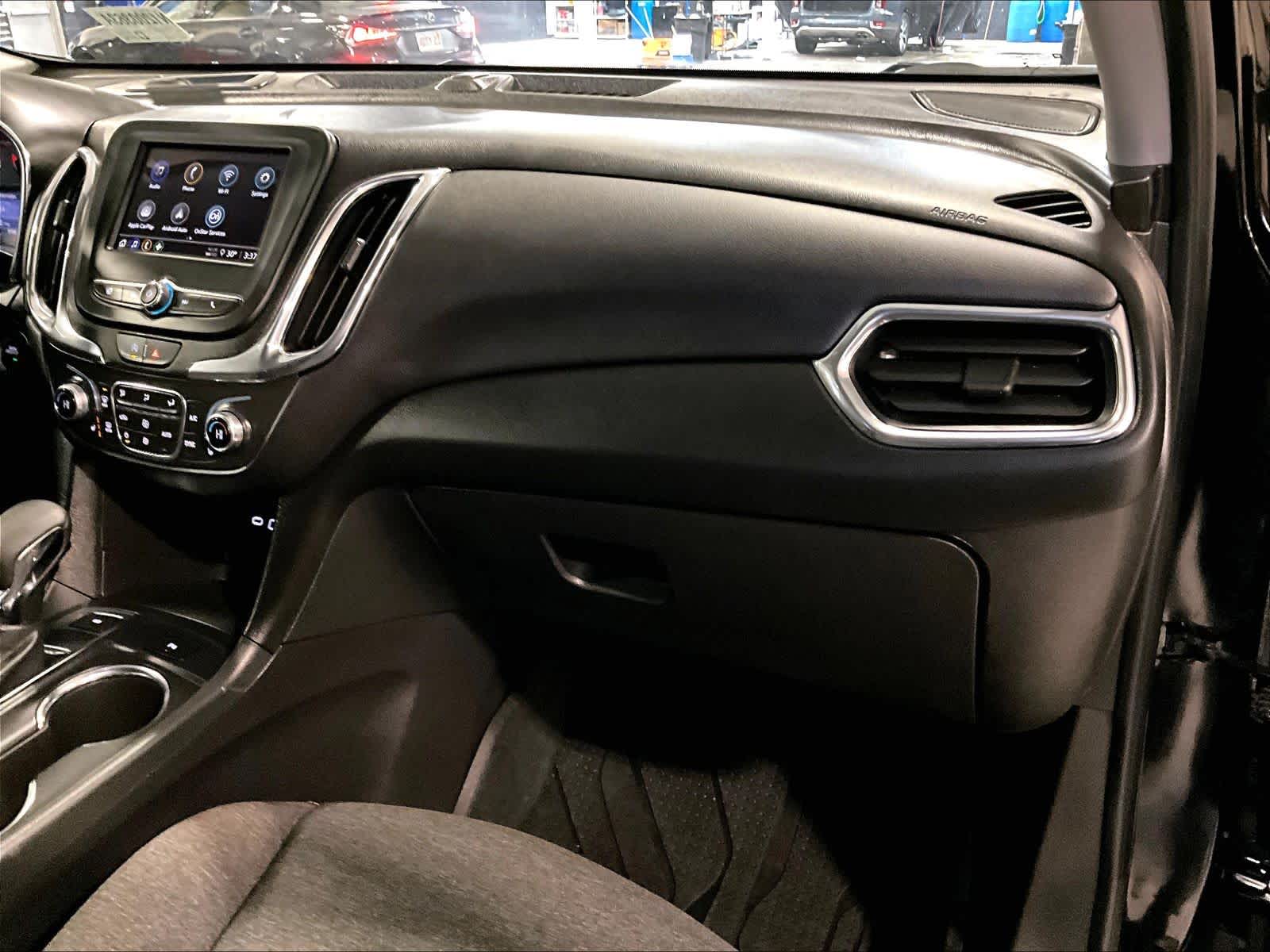 2023 Chevrolet Equinox LT - Photo 12