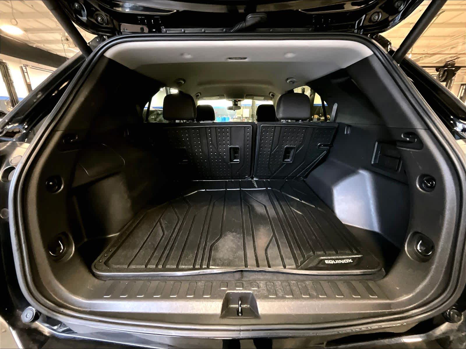 2023 Chevrolet Equinox LT - Photo 16