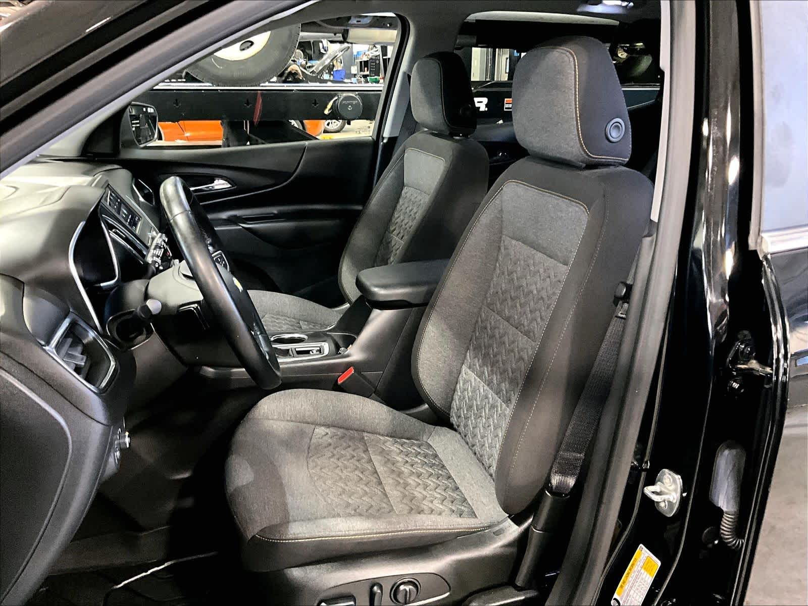 2023 Chevrolet Equinox LT - Photo 9