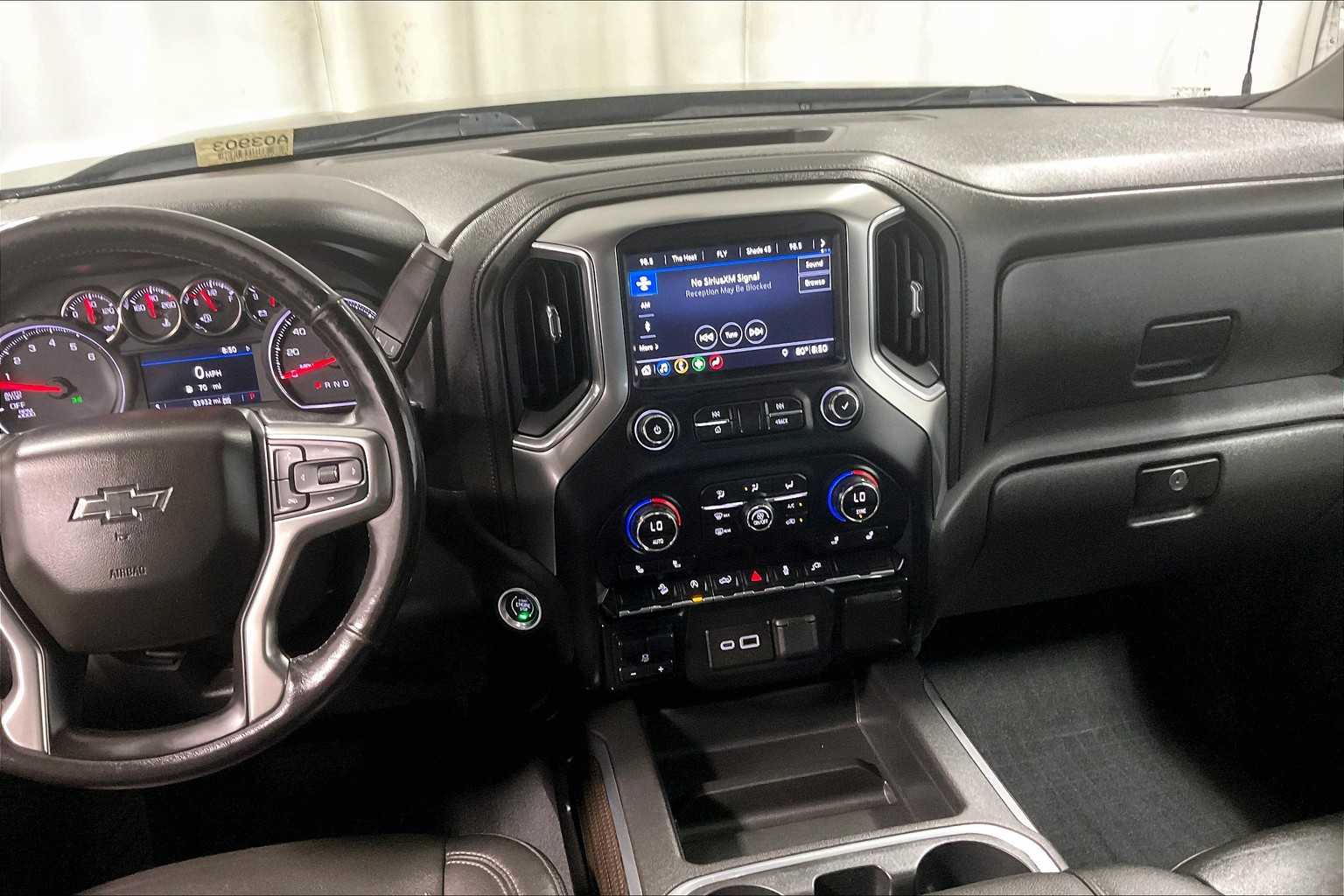 2019 Chevrolet Silverado 1500 RST - Photo 18