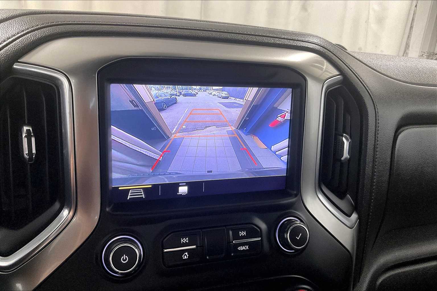 2019 Chevrolet Silverado 1500 RST - Photo 19