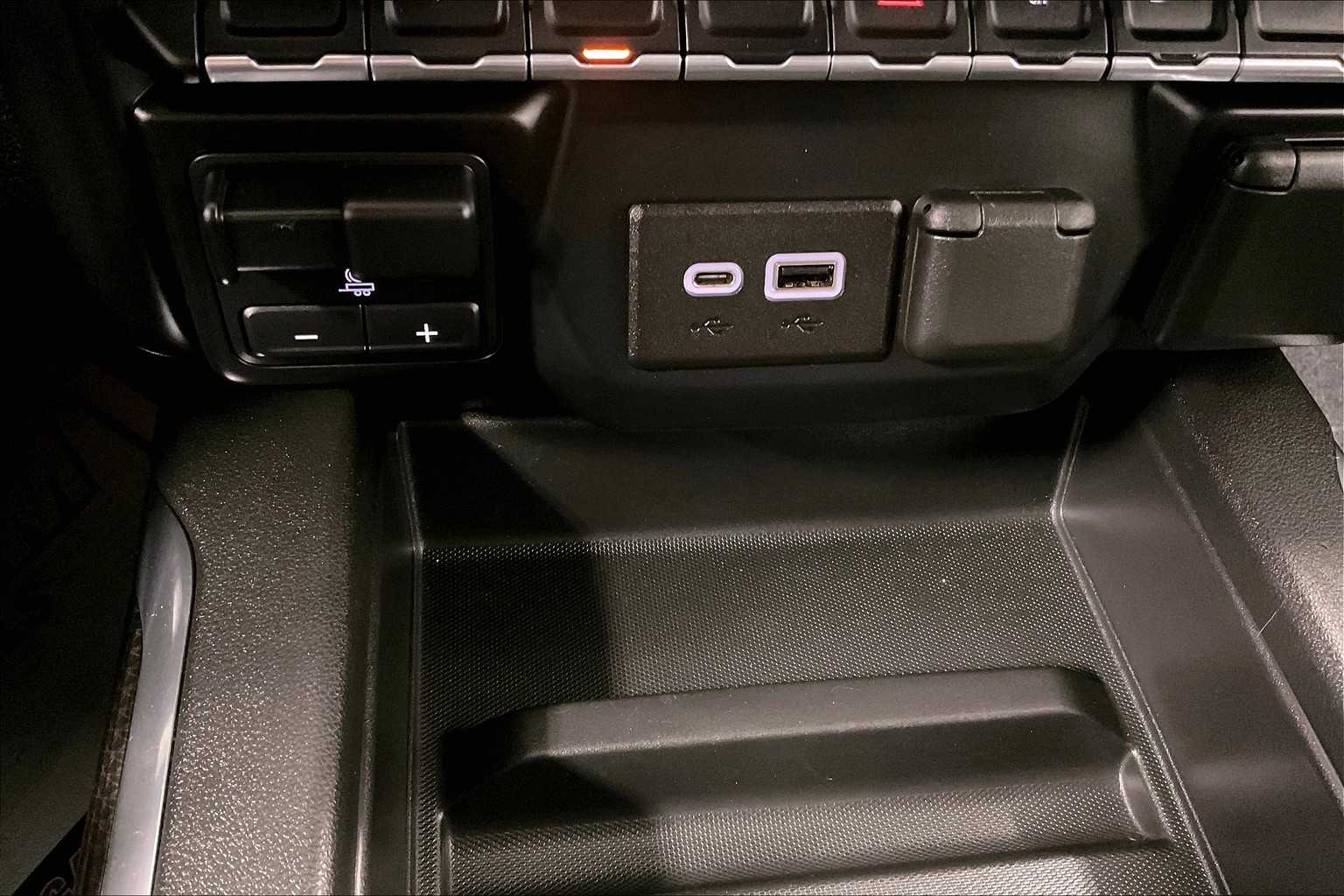 2019 Chevrolet Silverado 1500 RST - Photo 26