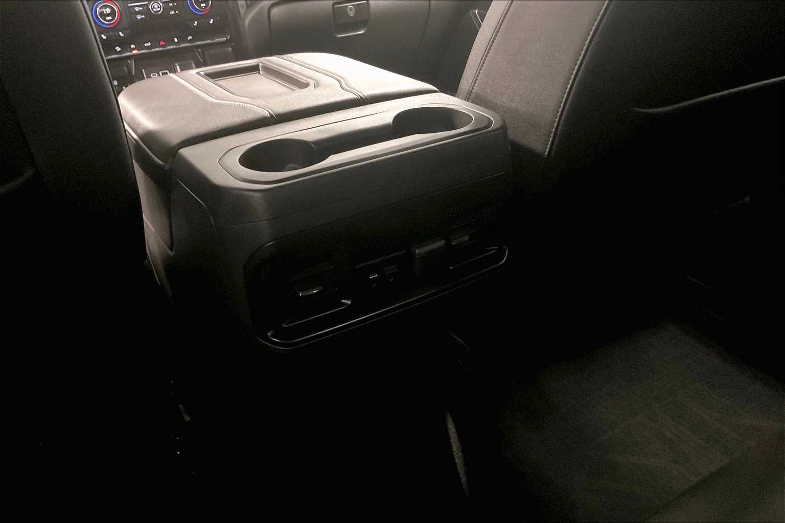 2019 Chevrolet Silverado 1500 RST - Photo 27