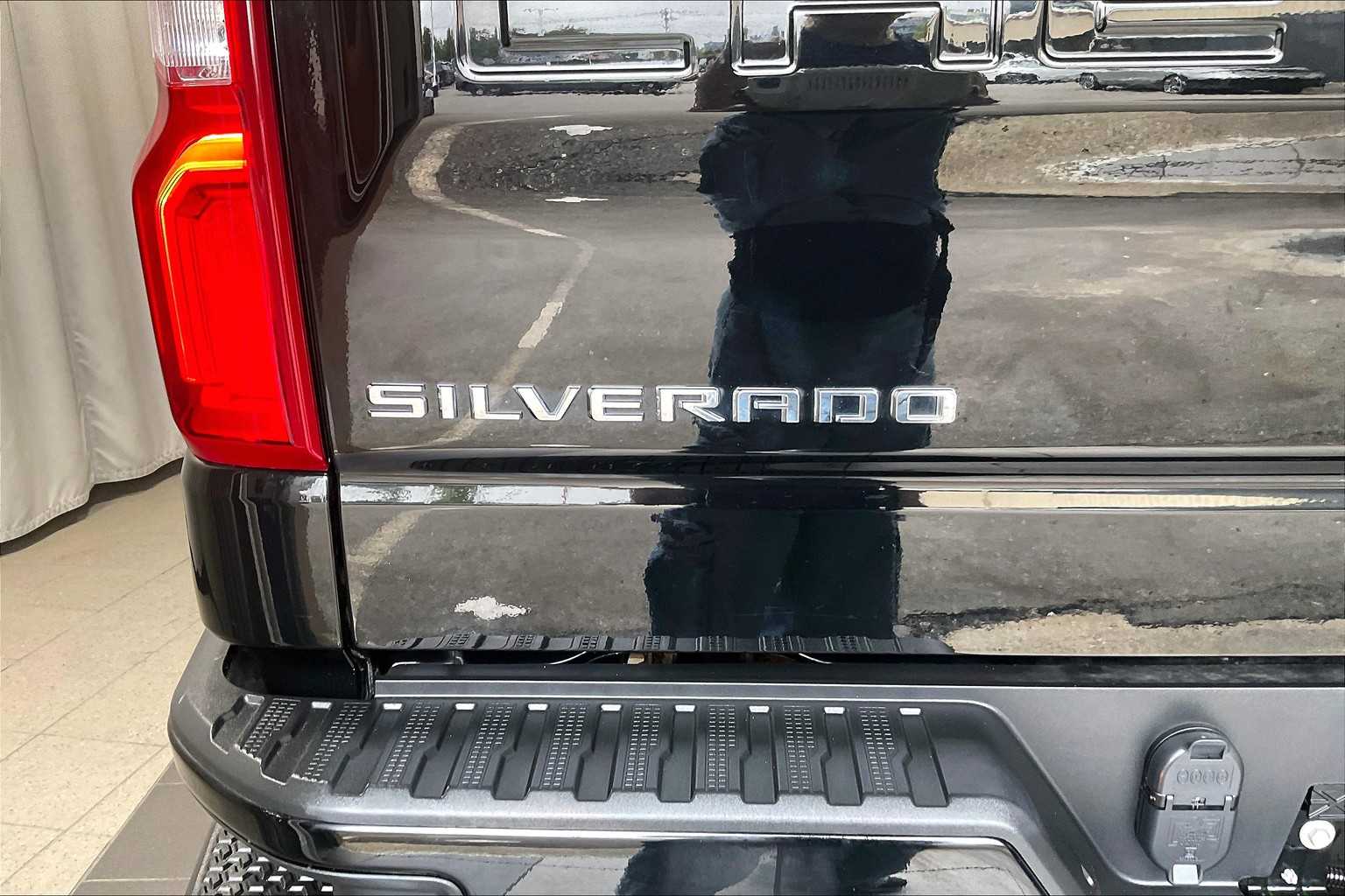 2019 Chevrolet Silverado 1500 RST - Photo 28