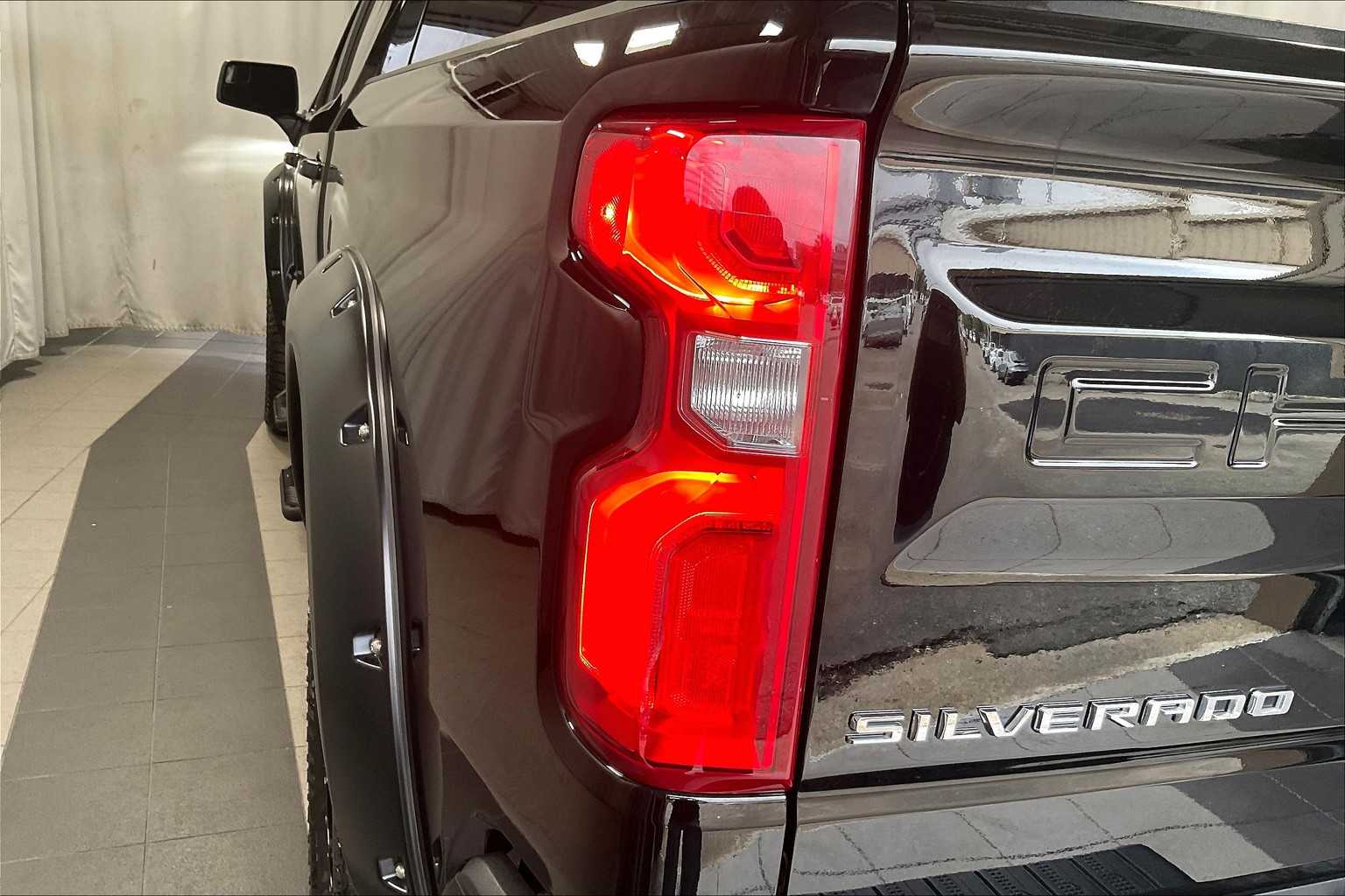 2019 Chevrolet Silverado 1500 RST - Photo 34