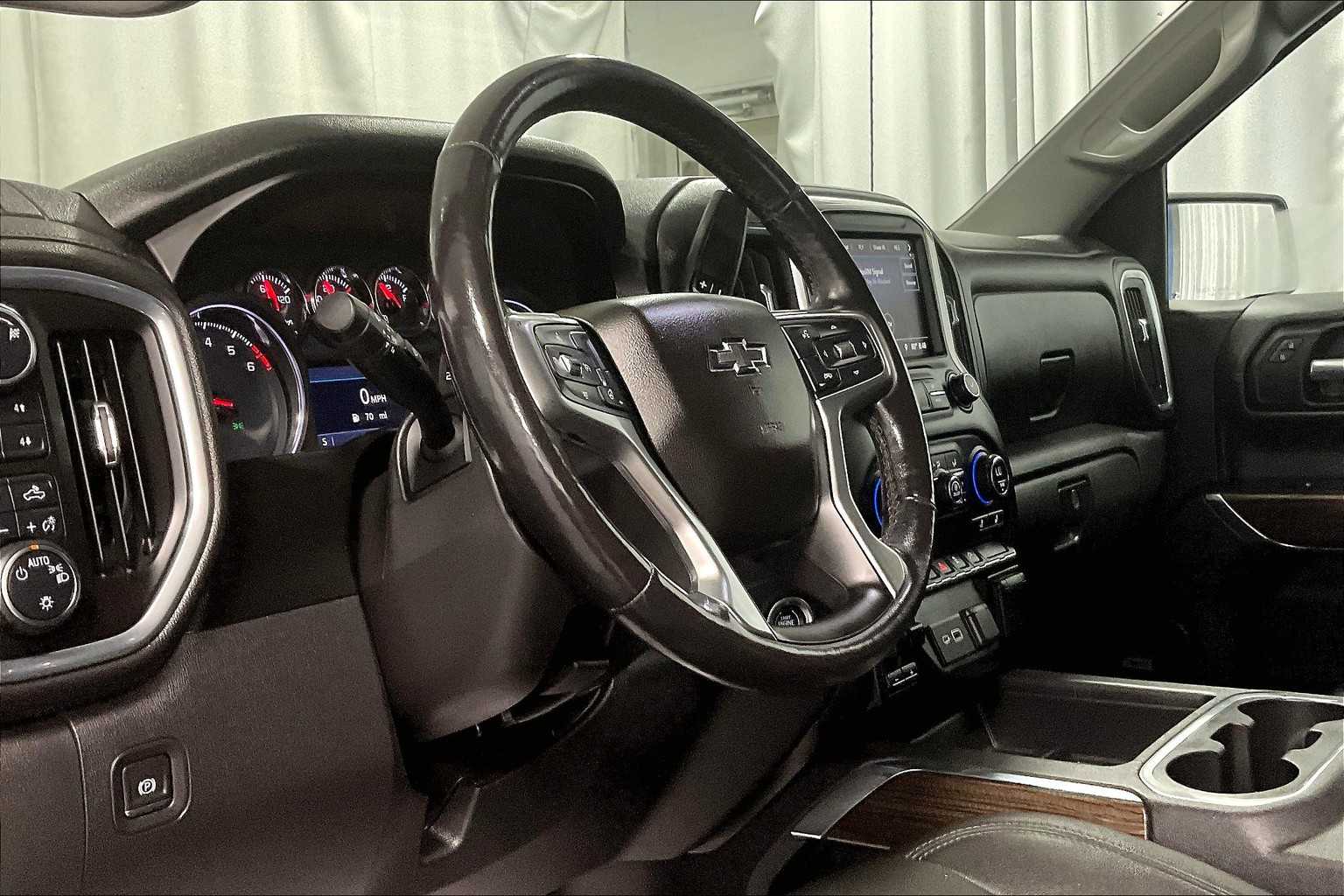 2019 Chevrolet Silverado 1500 RST - Photo 8