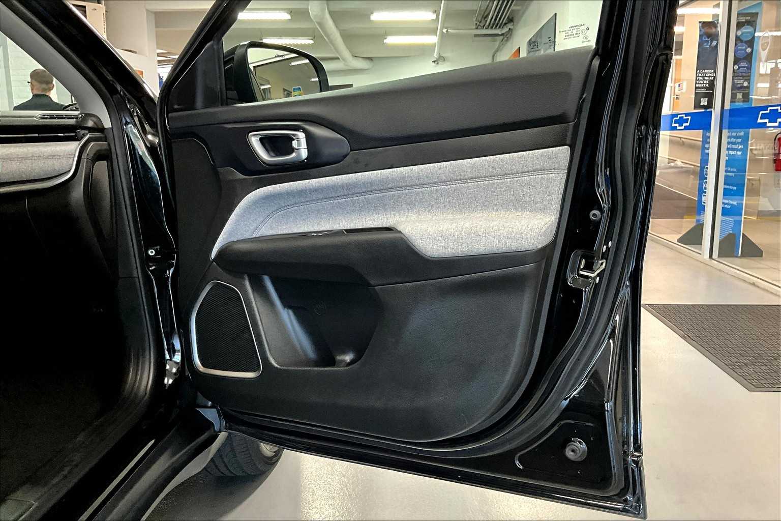 2022 Jeep Compass Latitude Lux - Photo 12