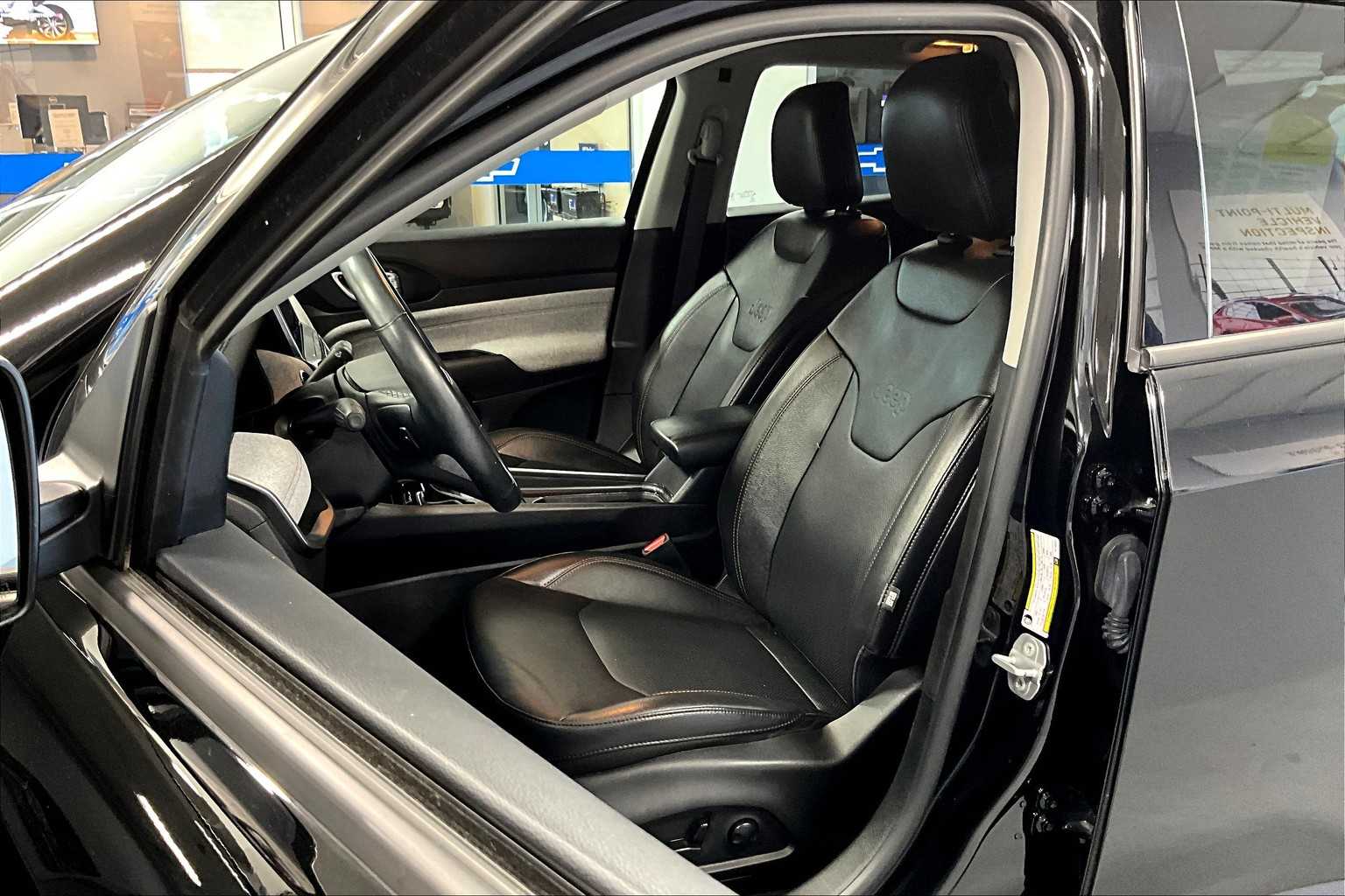 2022 Jeep Compass Latitude Lux - Photo 10