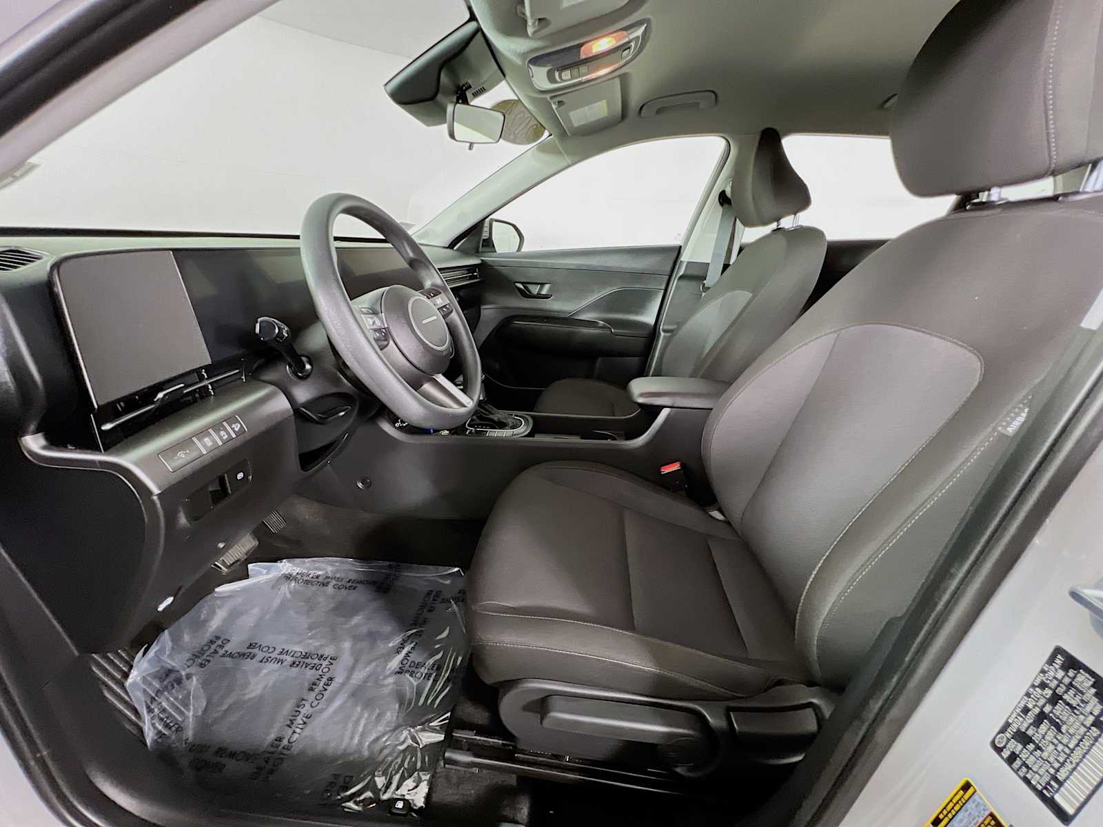 2024 Hyundai Kona SE - Photo 20