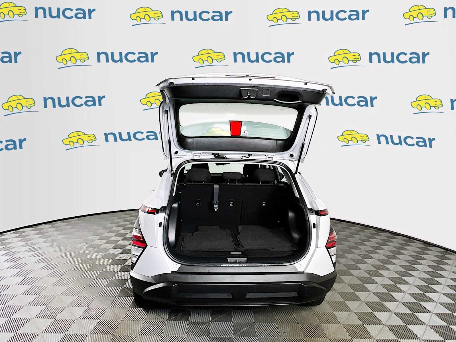 2024 Hyundai Kona SE - Photo 24