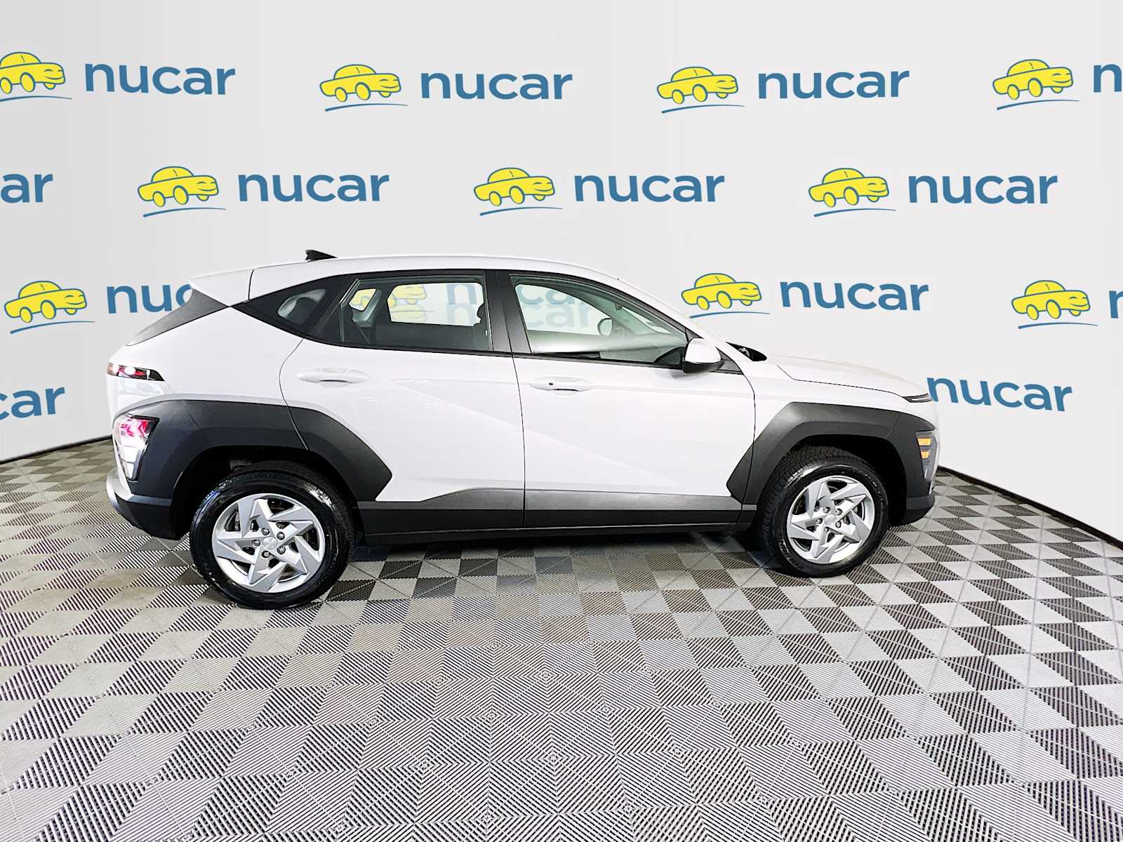 2024 Hyundai Kona SE - Photo 8