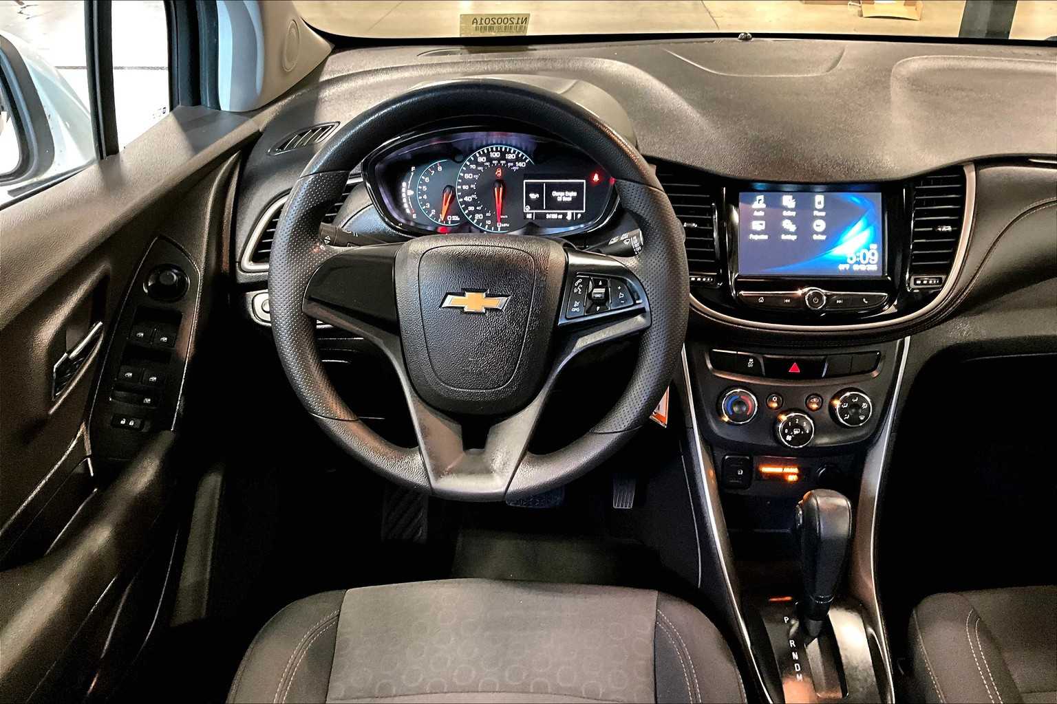 2017 Chevrolet Trax LS - Photo 18